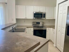 4988 SE Mariner Garden Cir in Stuart, FL - Building Photo - Building Photo