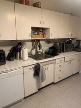 8 Euston St, Unit 1 in Brookline, MA - Building Photo - Building Photo