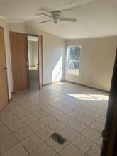 308 Forest Creek Ln in Bruceville, TX - Foto de edificio - Building Photo