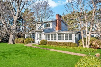 1 Cooper Ln in Quogue, NY - Building Photo - Building Photo