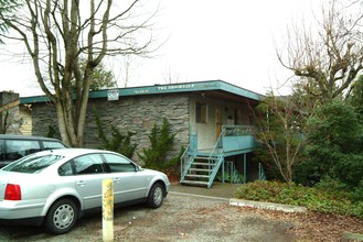 Brookside Apartments in Seattle, WA - Building Photo - Building Photo