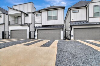 119 E 43rd St in Houston, TX - Building Photo - Building Photo