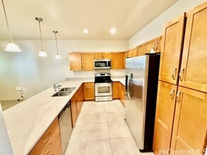 422 Kunehi St in Kapolei, HI - Building Photo - Building Photo