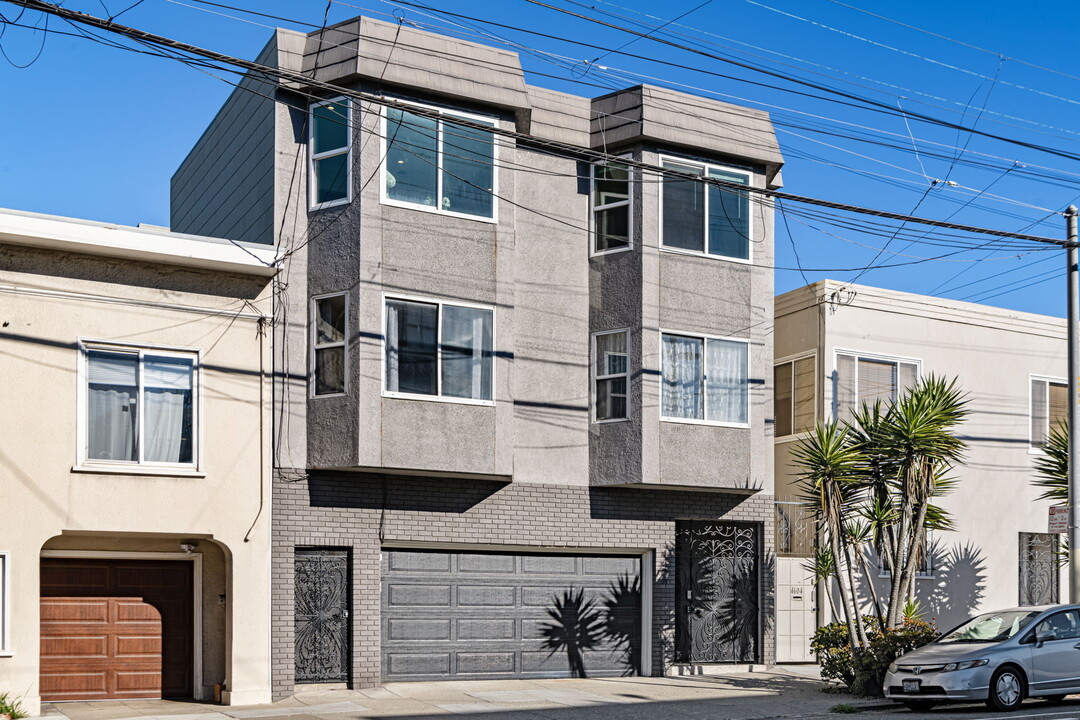 4606 Cabrillo St in San Francisco, CA - Building Photo