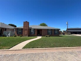 4926 Greenslope Dr in Abilene, TX - Building Photo