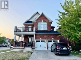 235 John Davis Gate in Whitchurch-Stouffville, ON - Building Photo