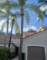 3618 San Simeon Cir in Weston, FL - Building Photo