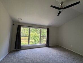 10016 Carters Grove Rd in Fredericksburg, VA - Building Photo - Building Photo