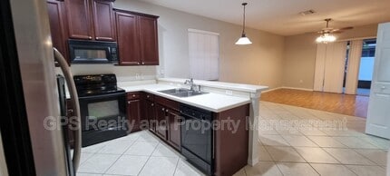 117 Venetian Bay Cir in Sanford, FL - Building Photo - Building Photo