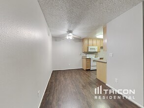 113 Rocky Hill Rd in Vacaville, CA - Building Photo - Building Photo