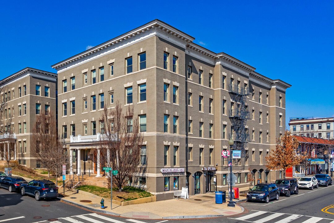 The Warrington in Washington, DC - Building Photo