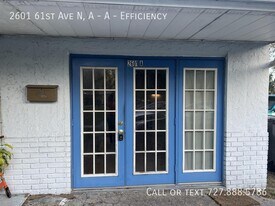 2601 61st Ave S in St. Petersburg, FL - Building Photo