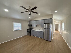 19 Aspen Cir in Wilson, OK - Building Photo - Building Photo