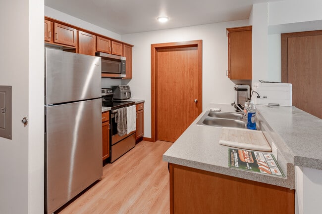 The Oaks on 20th in St. Joseph, MN - Foto de edificio - Interior Photo