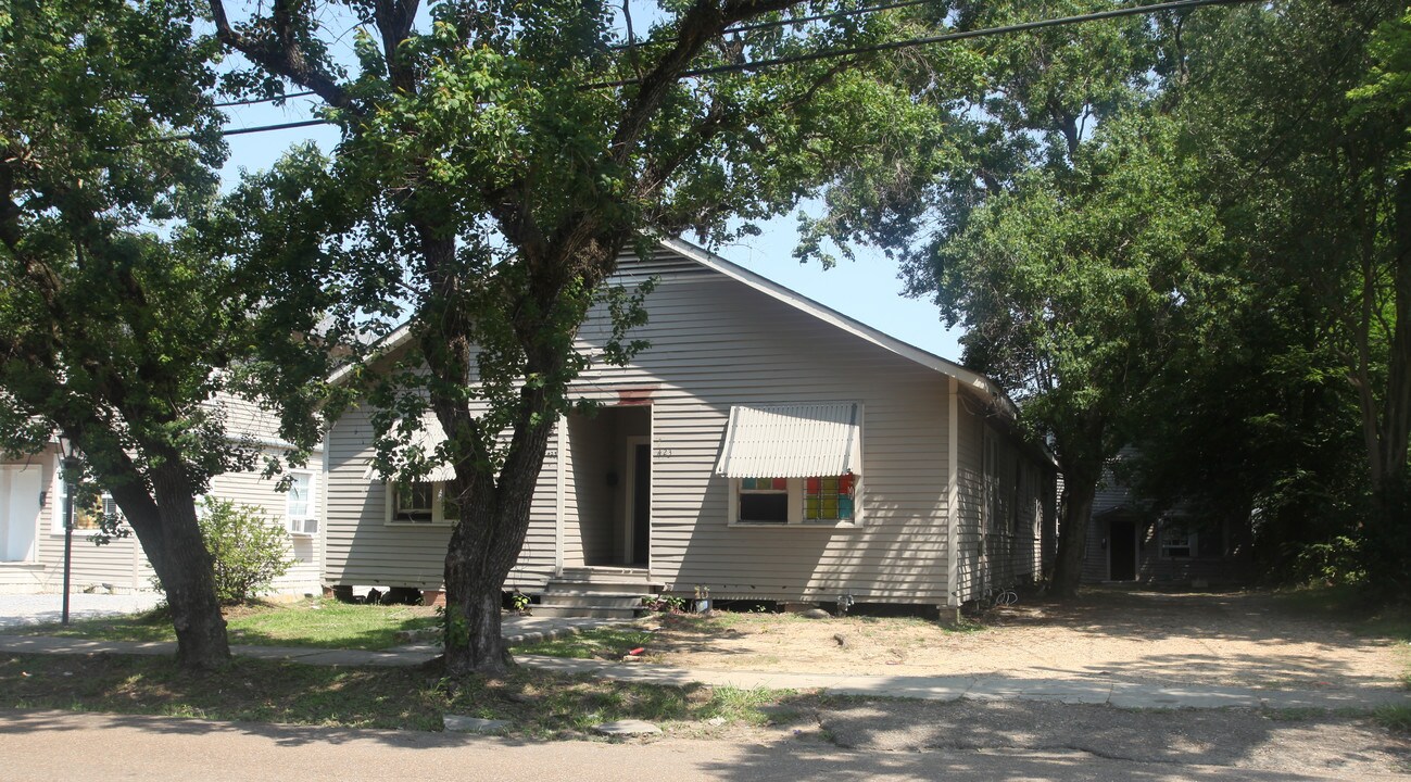 423 E State St in Baton Rouge, LA - Foto de edificio