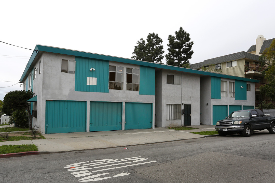 3516 E Ransom St in Long Beach, CA - Foto de edificio