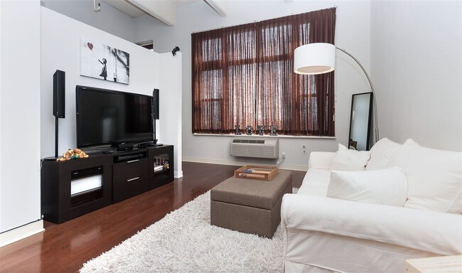 property at 1500 Hudson St