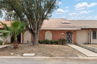 17 Ashley Dr in Pharr, TX - Building Photo
