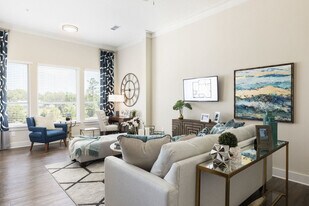 The Mayfair in Gainesville, FL - Building Photo