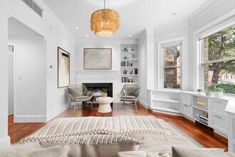 350 Tappan St, Unit 1 in Brookline, MA - Building Photo - Building Photo