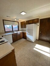 1012 SE Dorothy Ave in Corvallis, OR - Building Photo - Building Photo