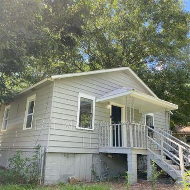 110 Scott Hill St in Milledgeville, GA - Building Photo - Building Photo