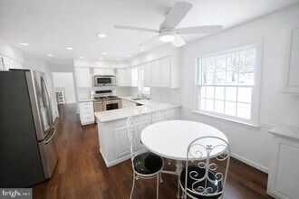 402 Norwood Rd in Downingtown, PA - Building Photo - Building Photo