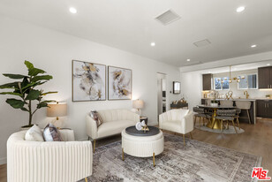 751 N Alfred St in Los Angeles, CA - Building Photo