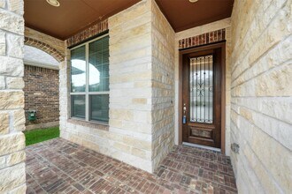 10834 Texas Rose Dr in Sienna, TX - Foto de edificio - Building Photo