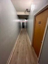 111 W Main St, Unit 301 in Durham, NC - Building Photo - Building Photo