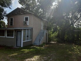 414 1/2 S Miami St in Lake Wales, FL - Building Photo