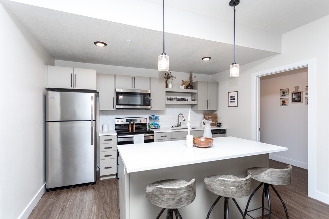 Altair at Riverwalk in West Haven, UT - Building Photo