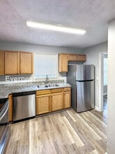 1005 S Madison Ave in Monroe, GA - Building Photo - Building Photo