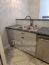 98 Sans Souci St in Charleston, SC - Building Photo - Building Photo