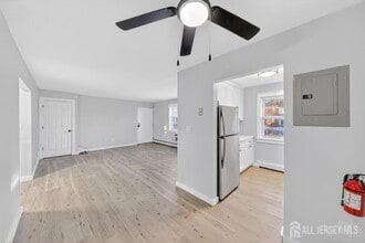 289 Main St in Spotswood, NJ - Building Photo - Building Photo