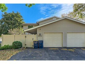 3370 Cloman Way in Inver Grove Heights, MN - Building Photo