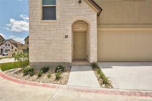 13501 Metric Blvd in Austin, TX - Building Photo