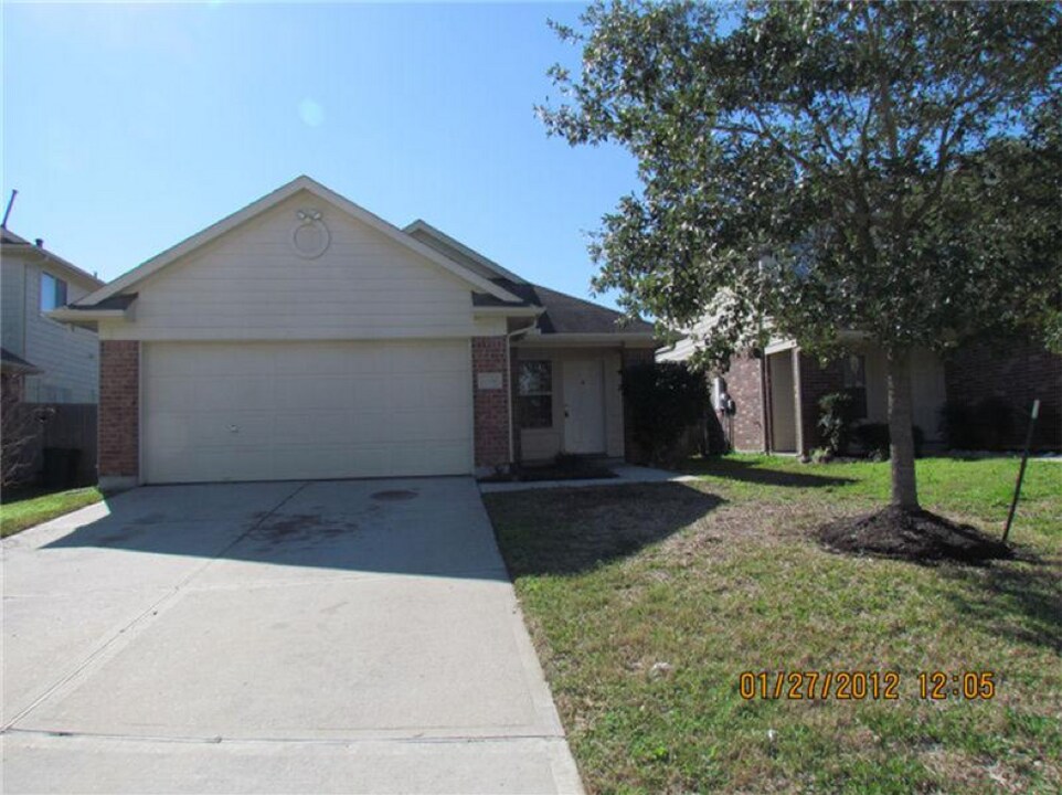 1526 Glasholm Dr in Houston, TX - Building Photo