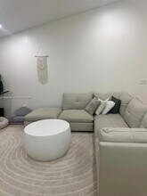 4938 SW 33rd Way in Fort Lauderdale, FL - Building Photo - Building Photo