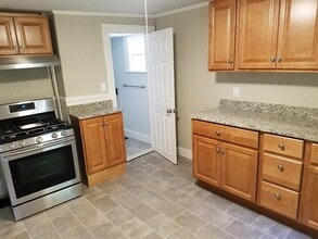 13 Percival St in Maynard, MA - Building Photo - Building Photo