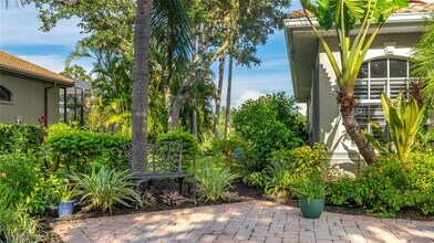 11407 Savannah Lakes Dr in Parrish, FL - Building Photo - Building Photo