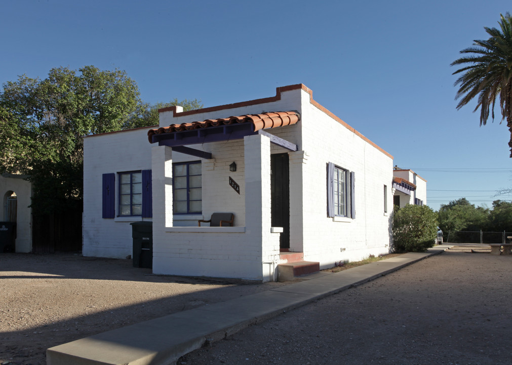 4-Plex in Tucson, AZ - Building Photo