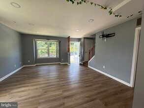 339 Lindera Ct in Glen Burnie, MD - Building Photo - Building Photo