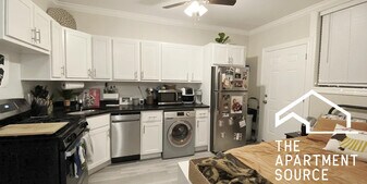 726 W Roscoe St in Chicago, IL - Building Photo