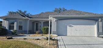 2125 Barbosa Ct in the Villages, FL - Building Photo