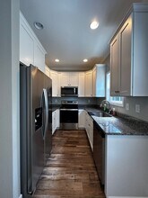 200 Ridge Pointe in Johnson City, TN - Building Photo - Building Photo