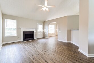 2715 Boulder Pointe Way in Ellenwood, GA - Building Photo - Building Photo