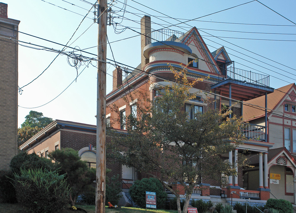 410 Fairfield Ave in Bellevue, KY - Foto de edificio