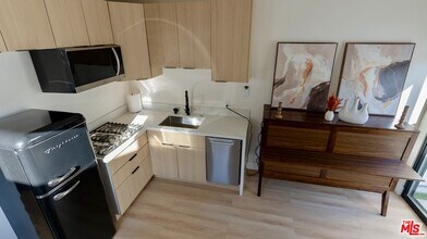 22454 Dolorosa St in Los Angeles, CA - Building Photo - Building Photo