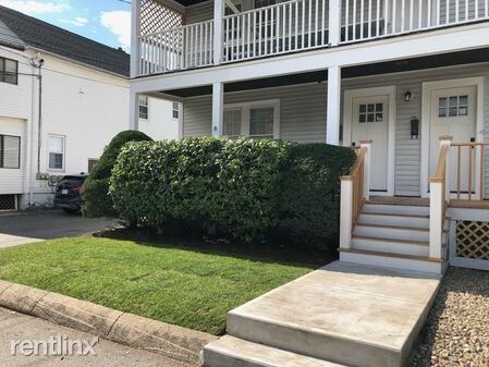 147 Willow St-Unit -# 2 in Waltham, MA - Foto de edificio